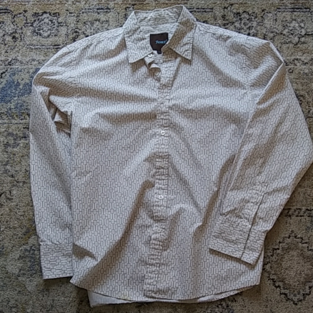 Mens ROAR patterned button up